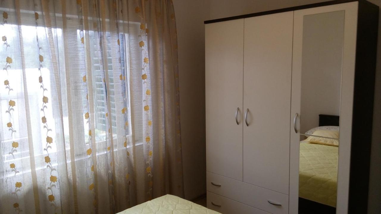 Apartments Tinka Grebastica Luaran gambar