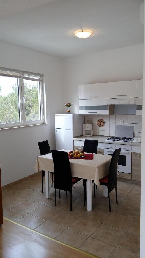 Apartments Tinka Grebastica Luaran gambar